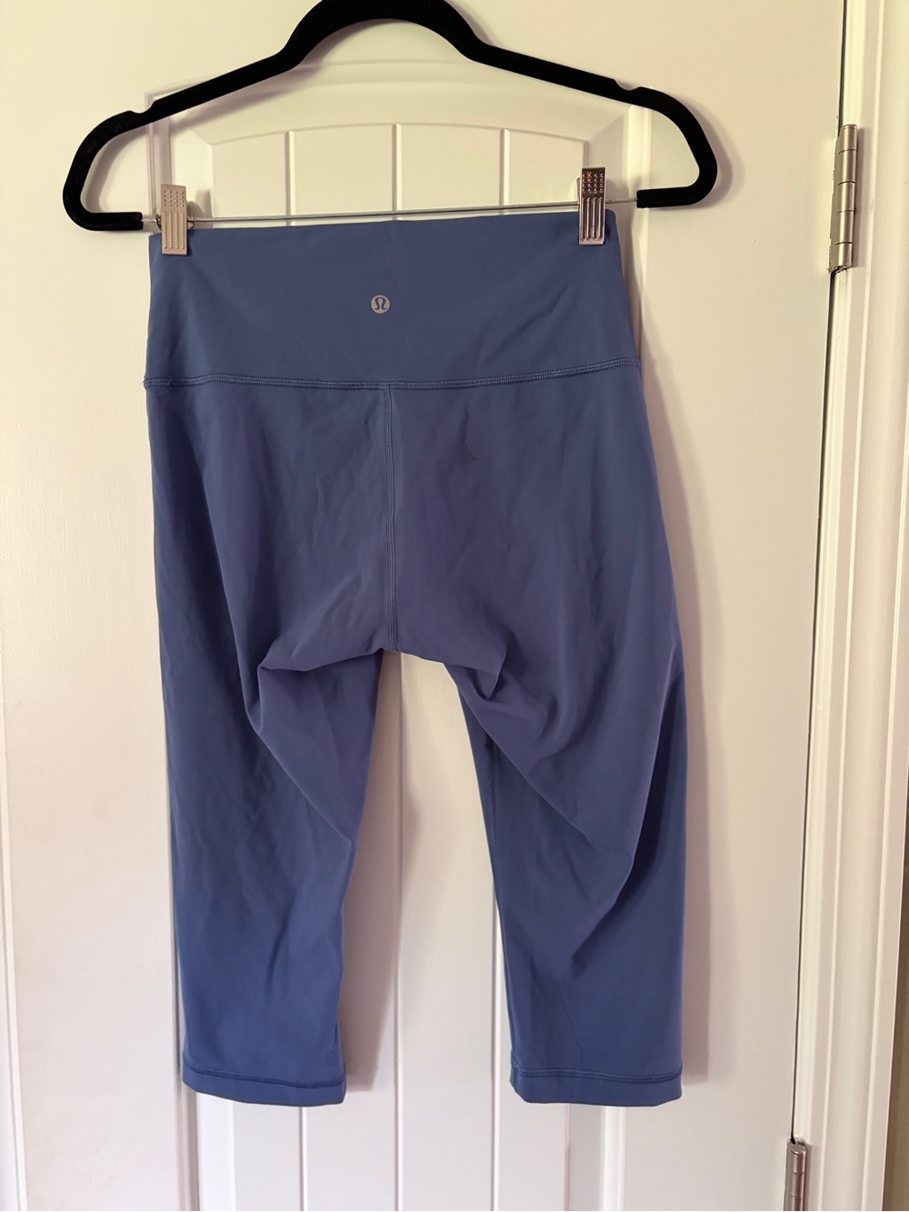 Lululemon Blue Capri Leggings with High Waist | Size 8